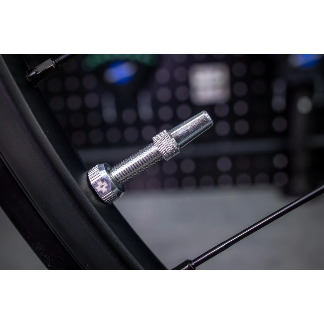 4. Valve tubeless Muc-Off Tubeless Valves V2 44mm Argintiu