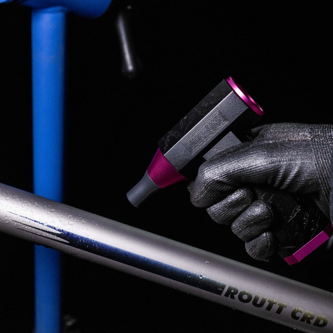 14. Muc-Off - suflanta - mini air blower