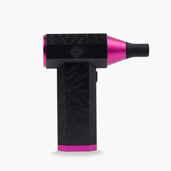 2. Muc-Off - suflanta - mini air blower