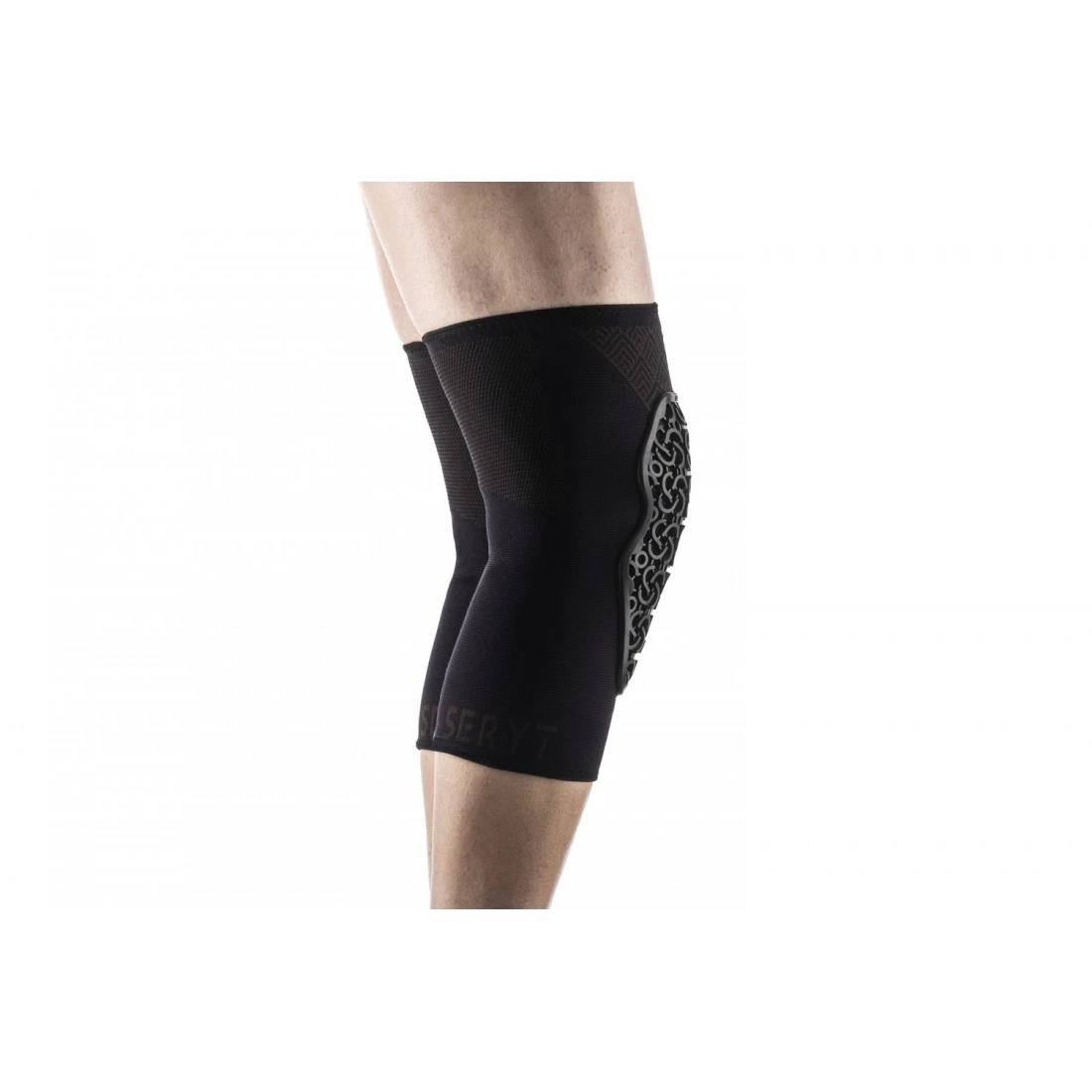 4. Protectii genunchi Seryt Alps Black S