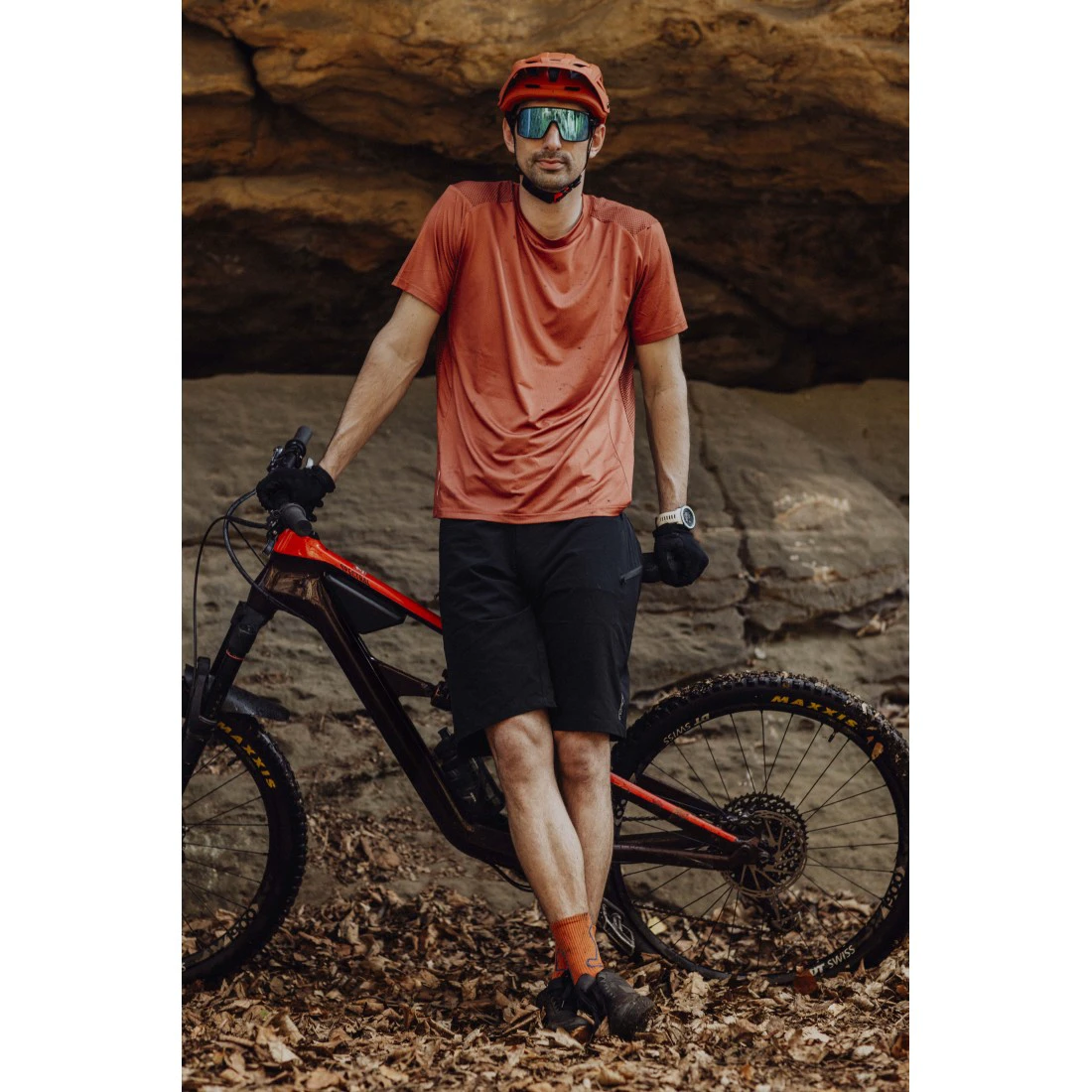4. Pantaloni Scurti Force Mount MTB Negri XL