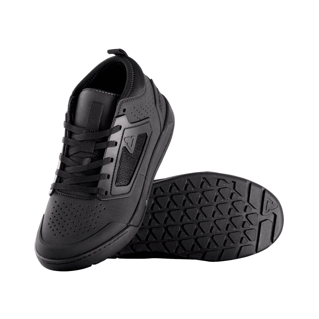 1. Pantofi Leatt Flat 3.0 Black 44