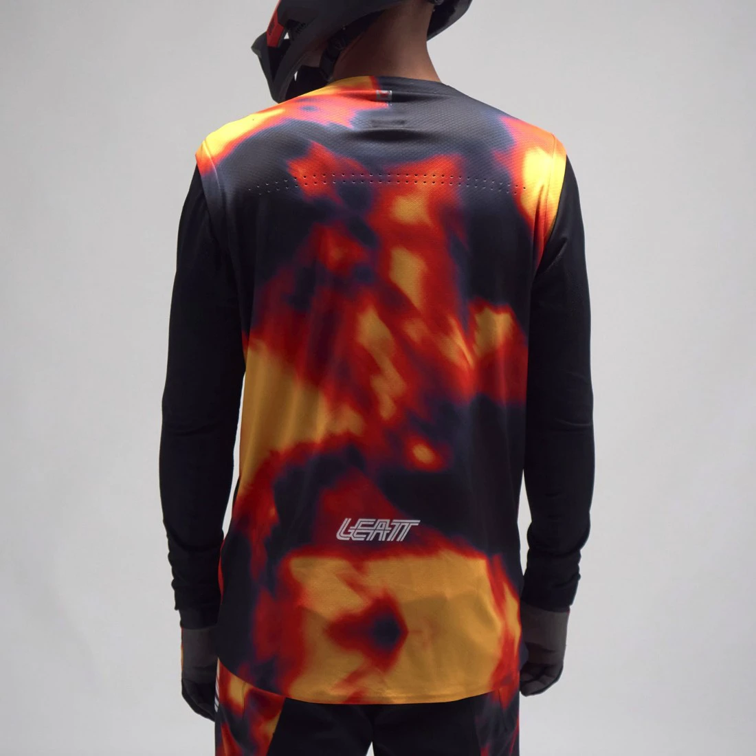 4. Tricou Leatt MTB Gravity 8.0 Heatmap Red M