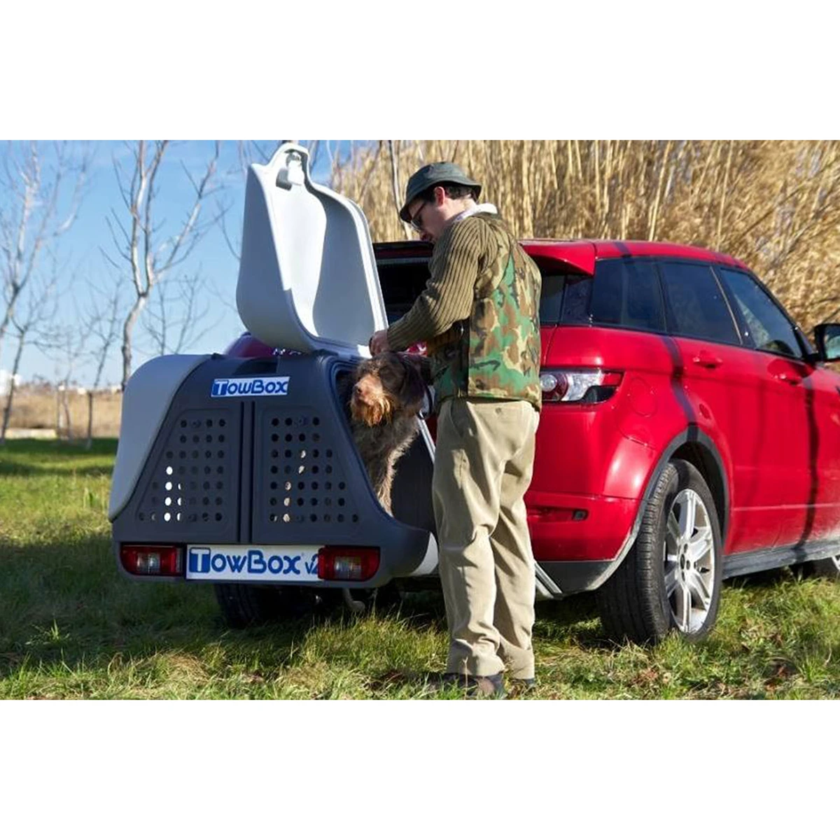 2. Cutie portbagaj pe carligul de remorcare Towbox V2 DOG Negru