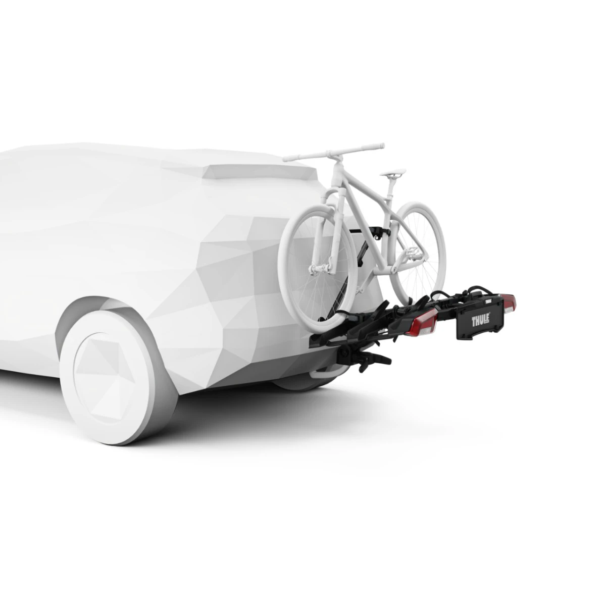 2. Suport pentru 3 biciclete, Thule OutPace, cu prindere pe carligul de remorcare