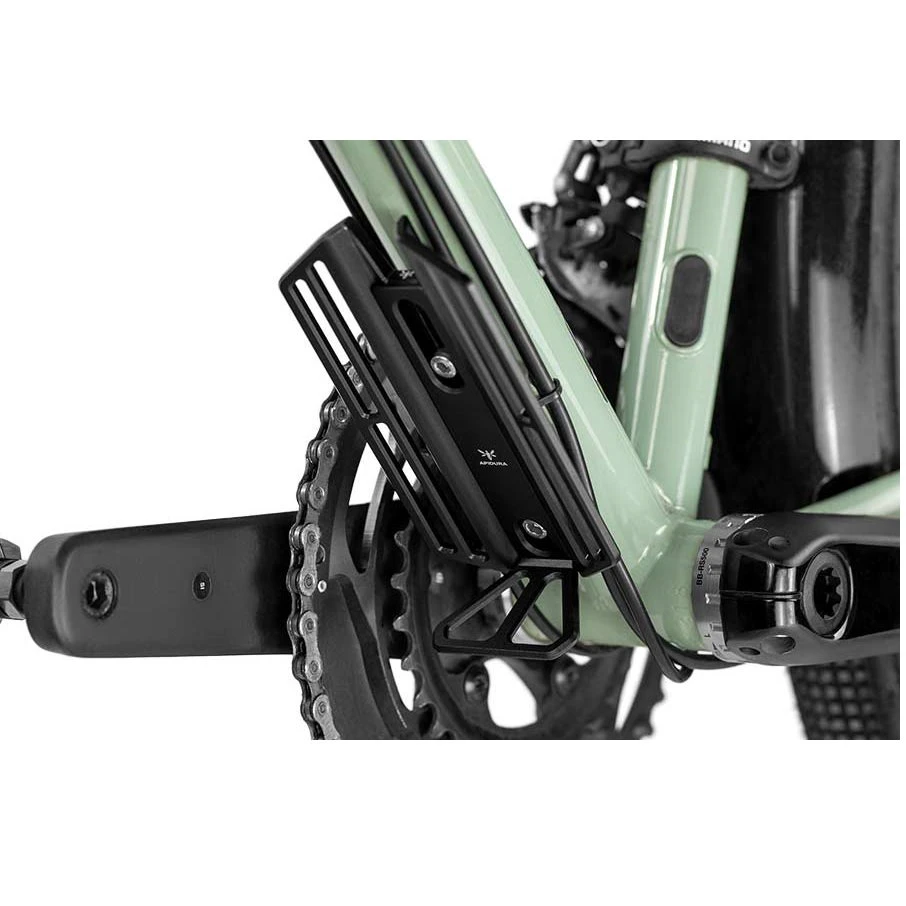 3. Apidura - suport montaj si transport geanta Bicicleta Inovation Lab, cargo cage - negru