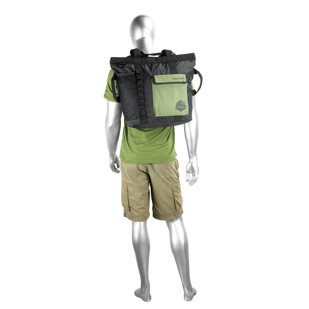 10. Instinct - geanta multifunctionala Ballistic Tote 35 litri - negru verde army