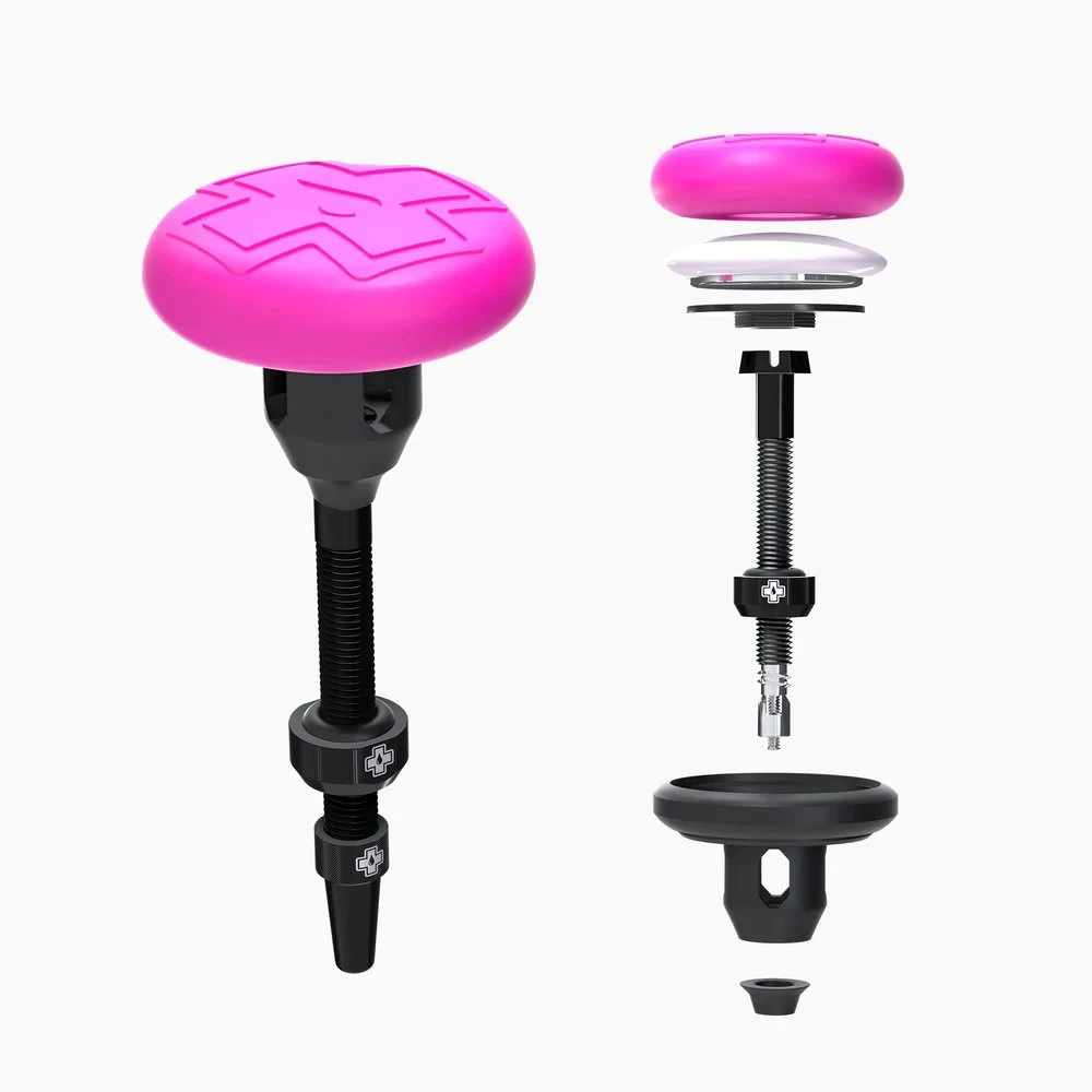 1. Muc-Off - Valva tubeless 44mm cu suport accesoriu localizare GPS bicicleta Stealth Tubeless Tag Holder