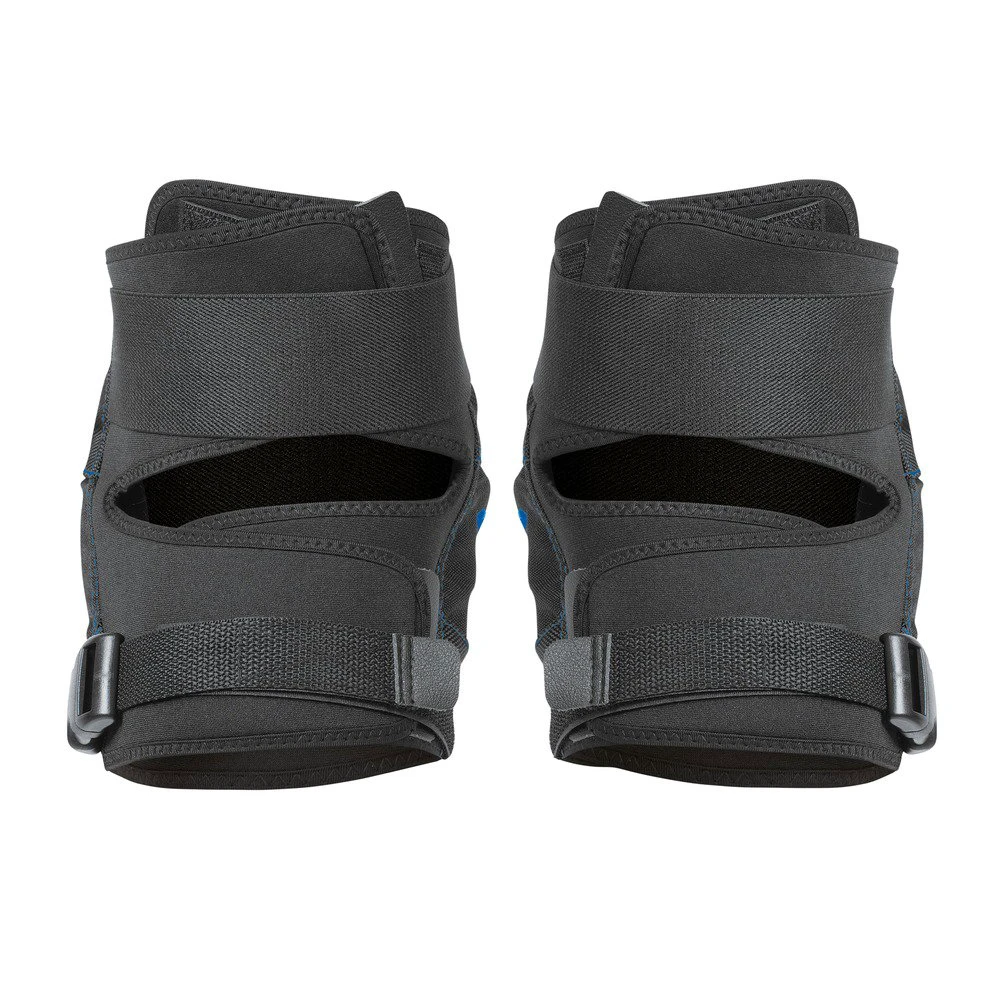 4. Genunchiere TSG Force V A - Black