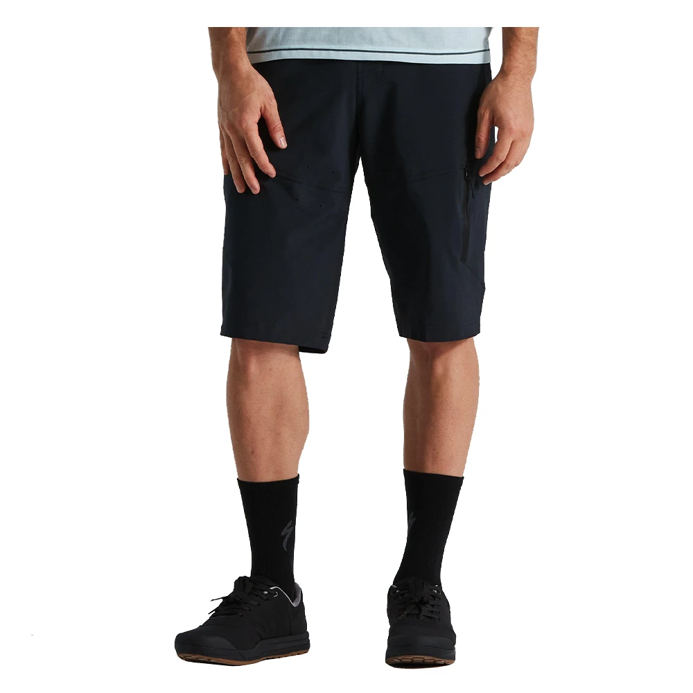 3. Pantaloni scurti SPECIALIZED Men's Trail Cargo - Black