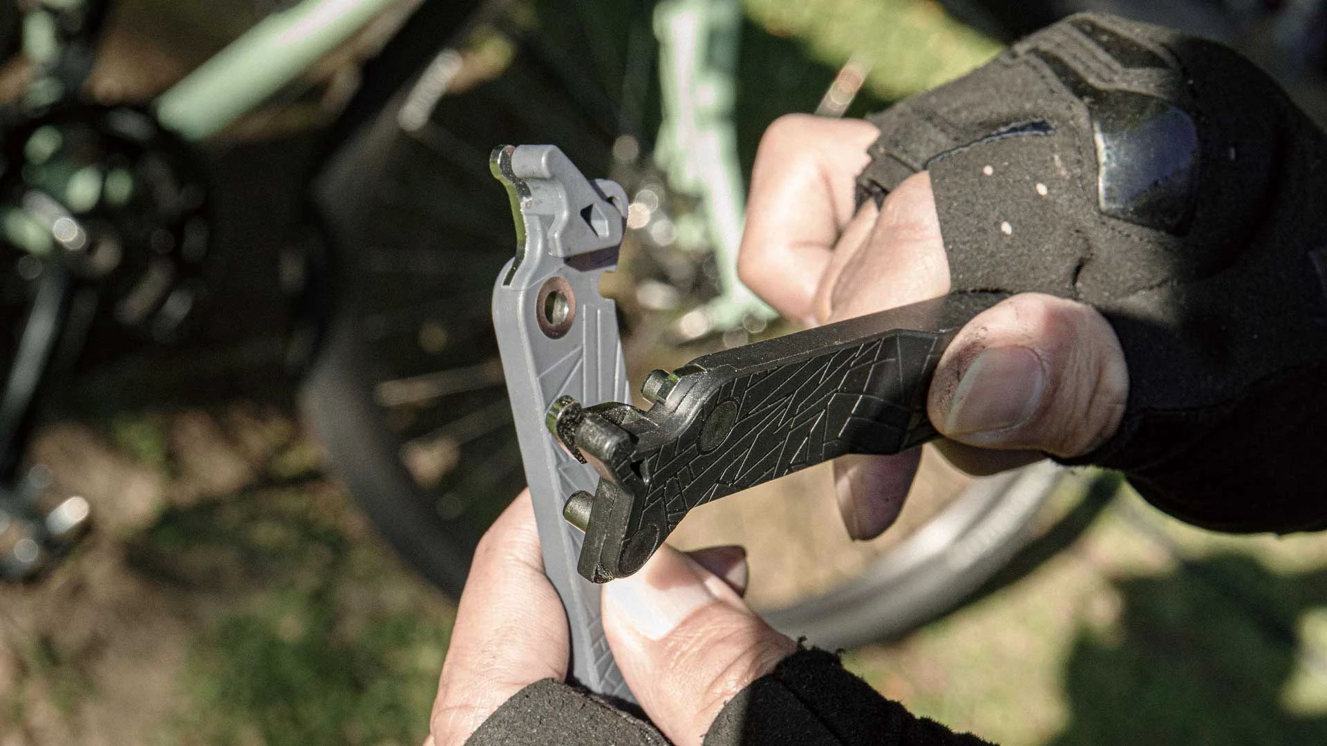 5. Topeak - leviere tip cleste pentru bicicleta Service Power Lever X - negru