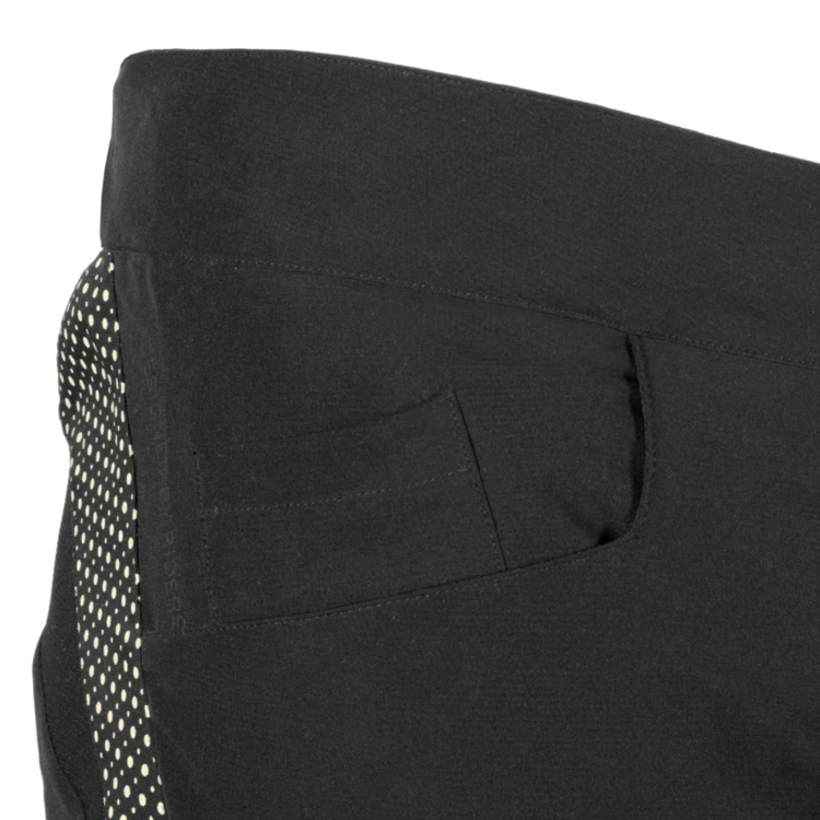 2. Pantaloni scurti TSG SP5 - Black Neonyellow