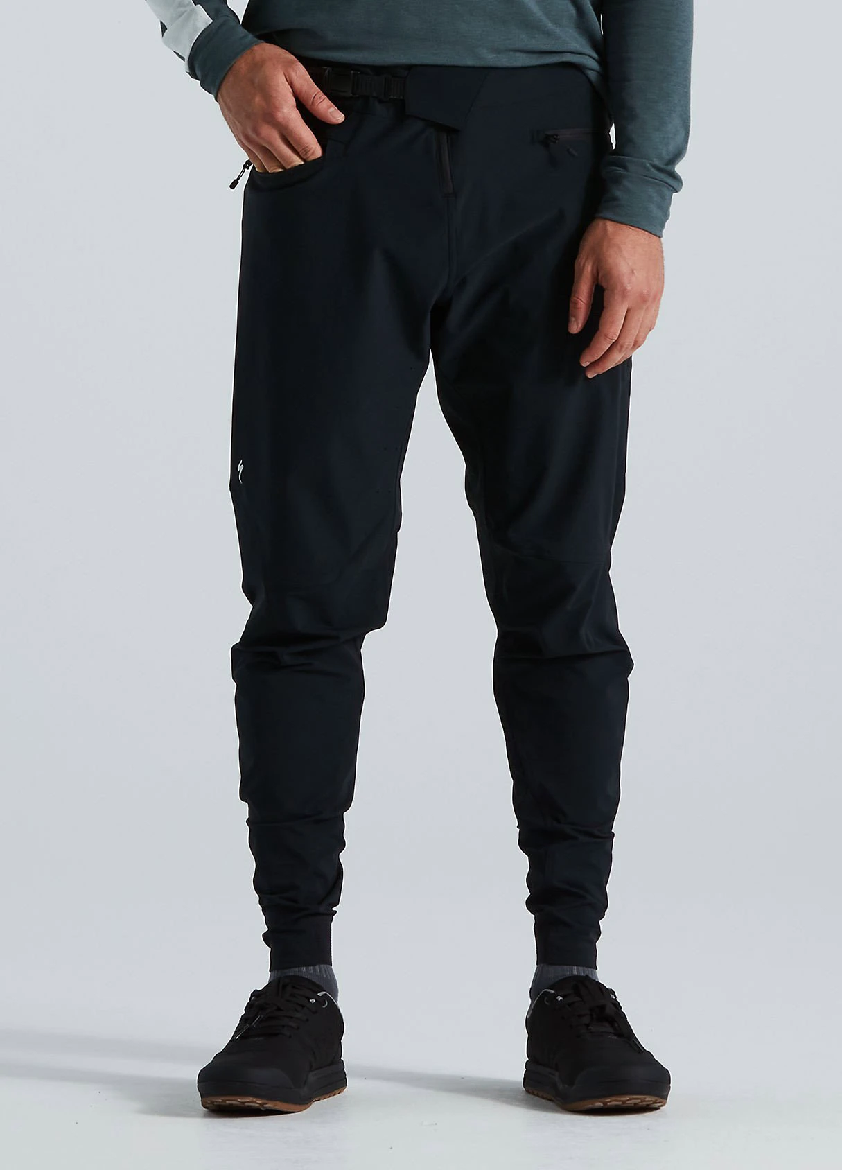 8. Pantaloni SPECIALIZED Trail - Black