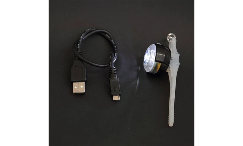 1. Far Q-LITE QL-LM005F Usb - 1led - 2 functii