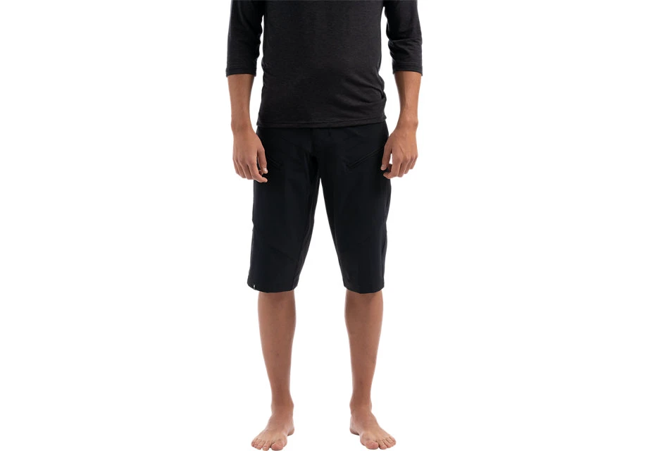 1. Pantaloni scurti SPECIALIZED Demo Pro - Black