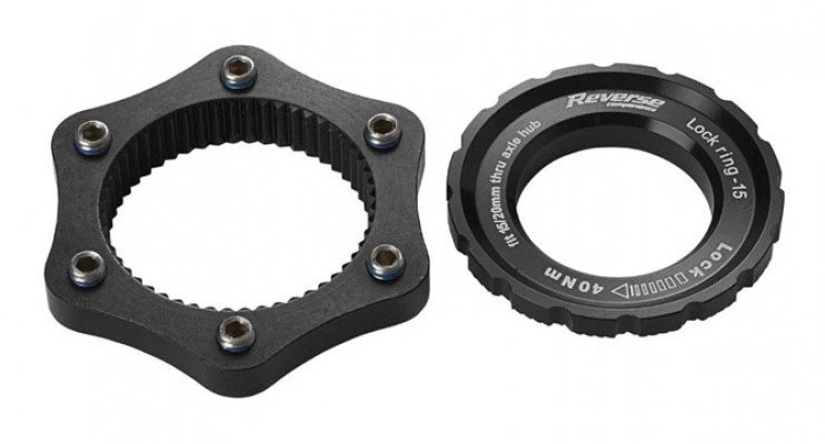 1. Adaptor centerlock Reverse negru