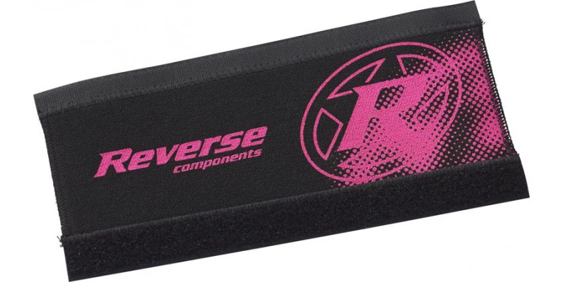 1. Protectie Reverse pentru cadru neopren negru/roz