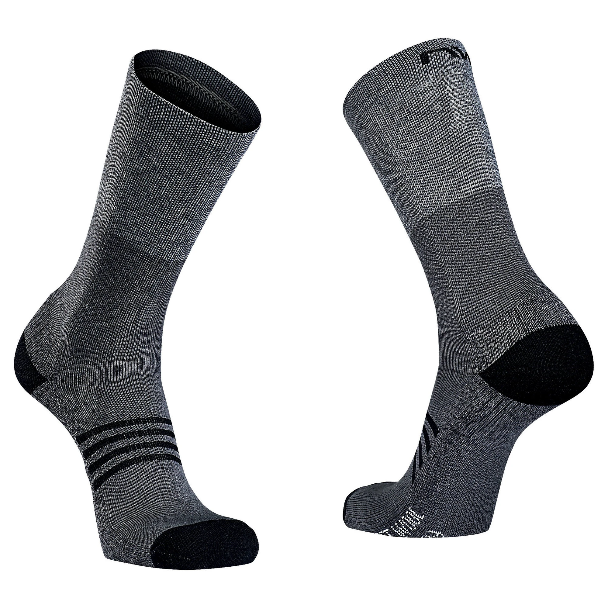 1. Northwave - sosete ciclism iarnă Extreme Pro High - negru-gri