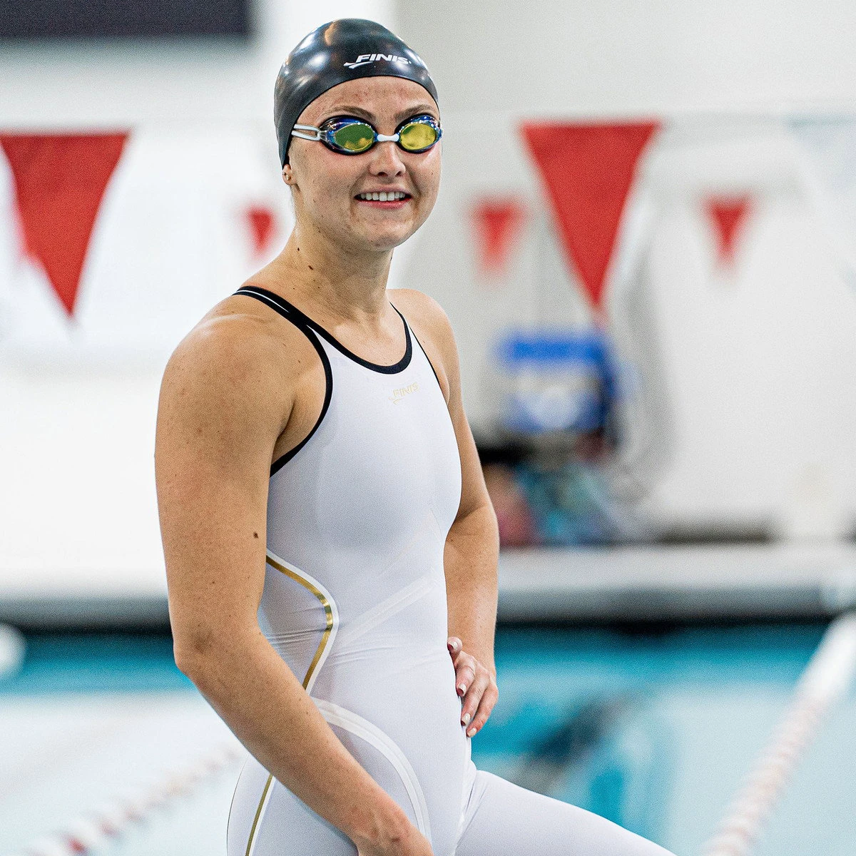 2. Finis - ochelari inot adulti Tide Goggles - auriu oglinda alb