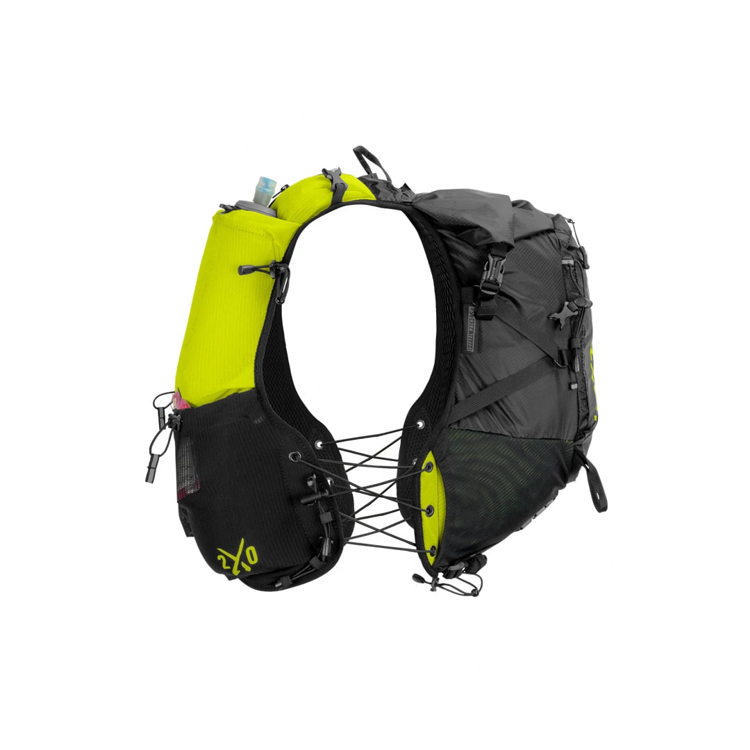 1. Instinct Trail - vesta alergare - XX 24L + 2x HydraPack 600ml