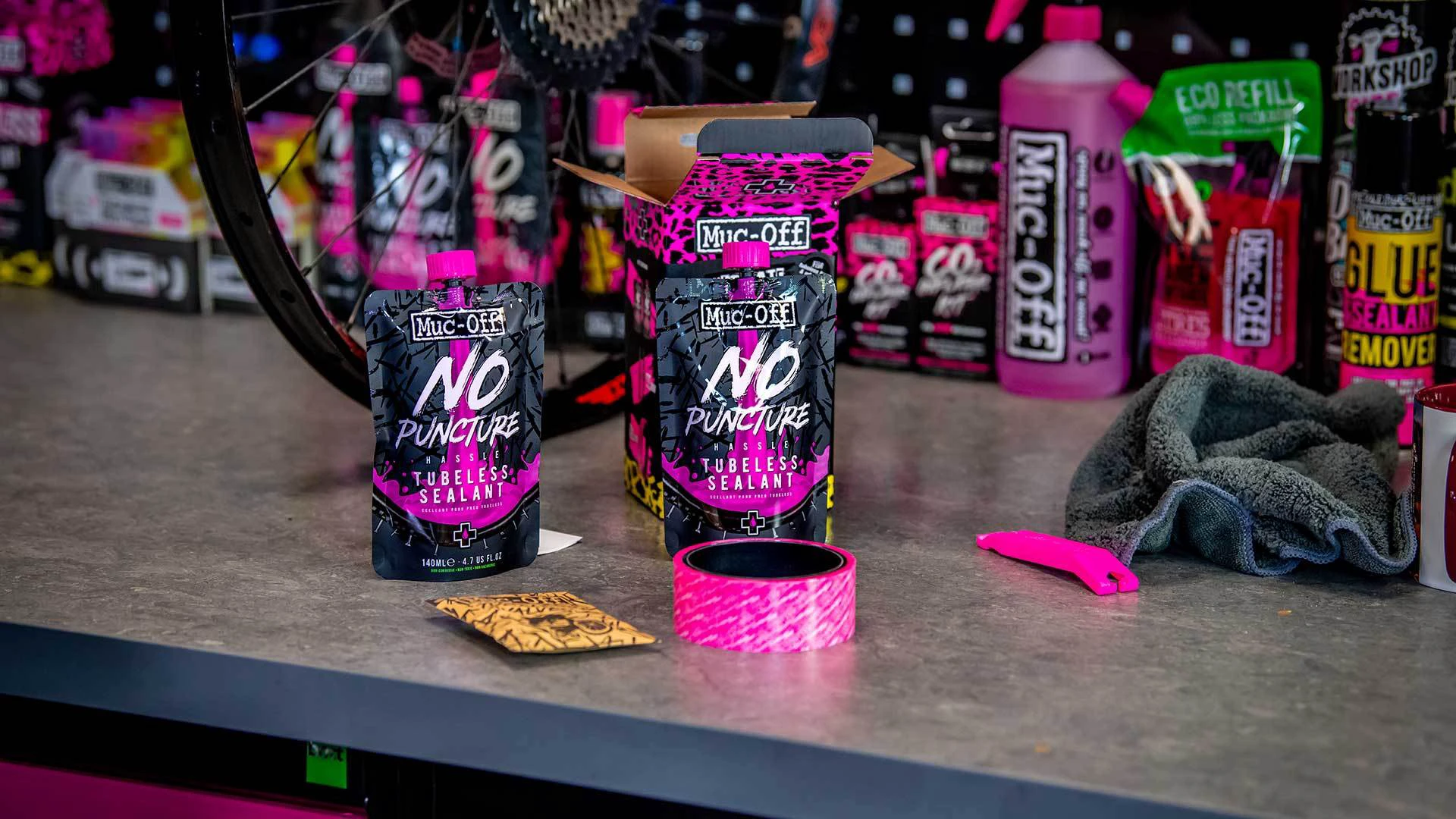 2. Muc-Off - Kit Transformare Tubeless Ultimate - Cursiera 60mm