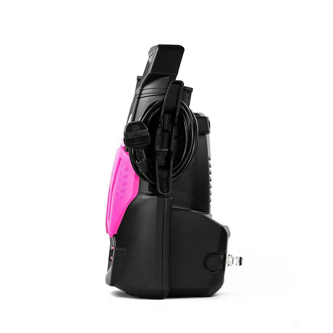 7. Muc-Off - Sistem de curatare cu presiune pentru biciclete si motociclete