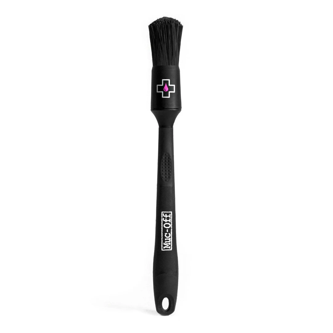 1. Muc-Off - perie pentru curatarea transmisiei - Soft Brush