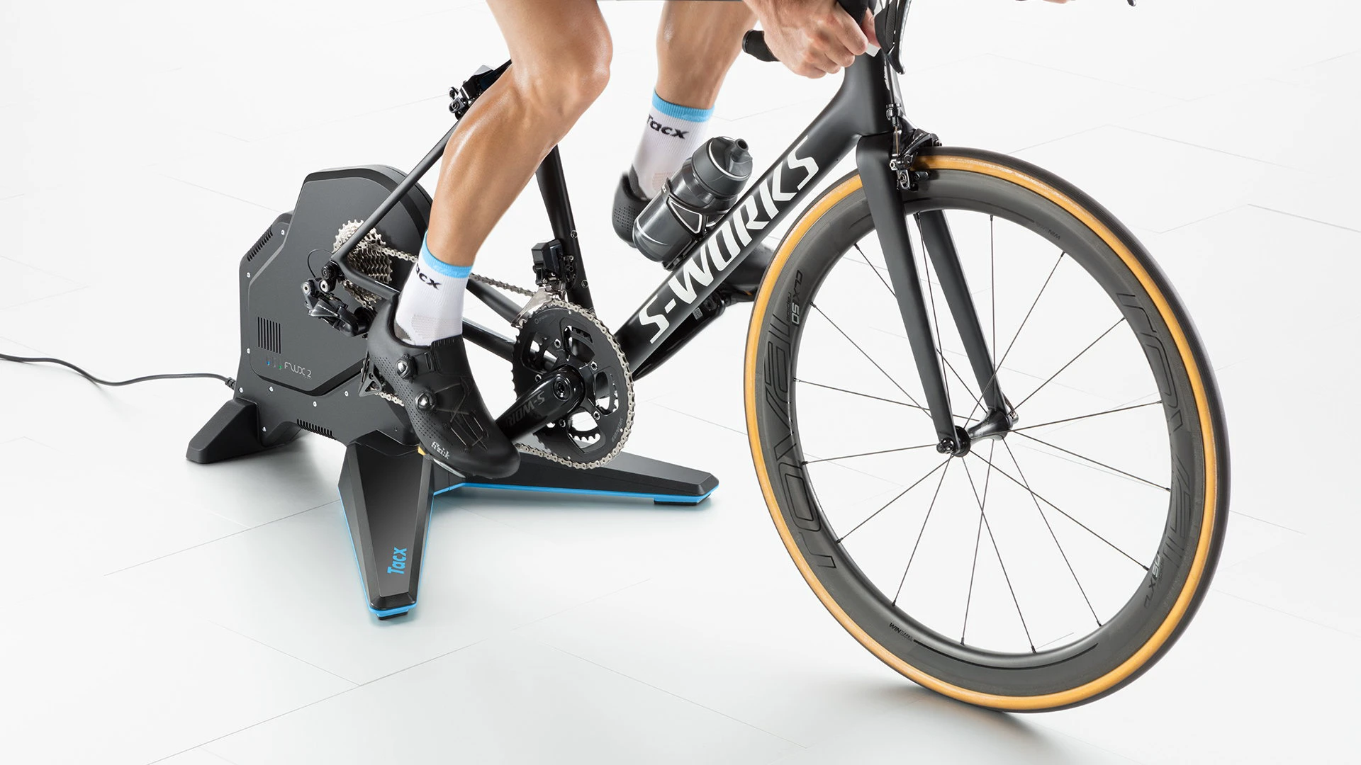 5. Garmin Tacx Flux 2 Smart T2980 home trainer smart direct-drive