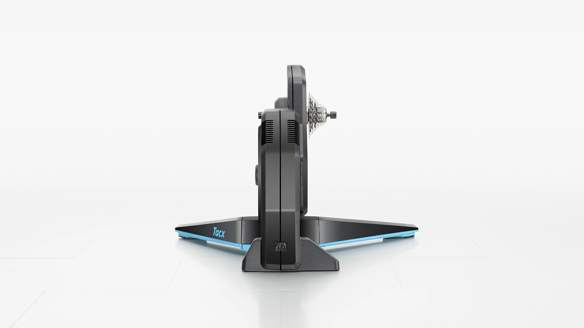 2. Garmin Tacx Flux 2 Smart T2980 home trainer smart direct-drive
