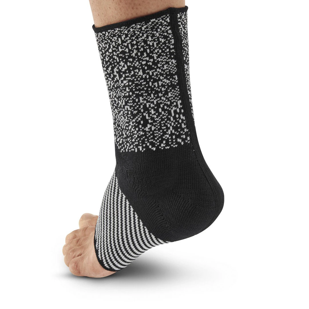 4. CEP - ortho glezna - Max Support Compression - Ankle Sleeve - negru alb