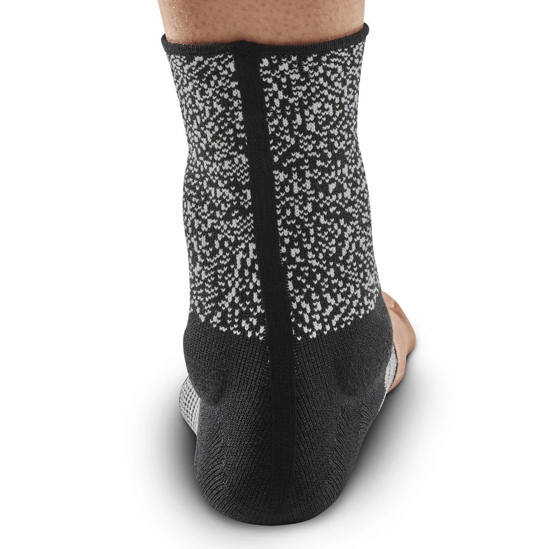 5. CEP - ortho glezna - Max Support Compression - Ankle Sleeve - negru alb
