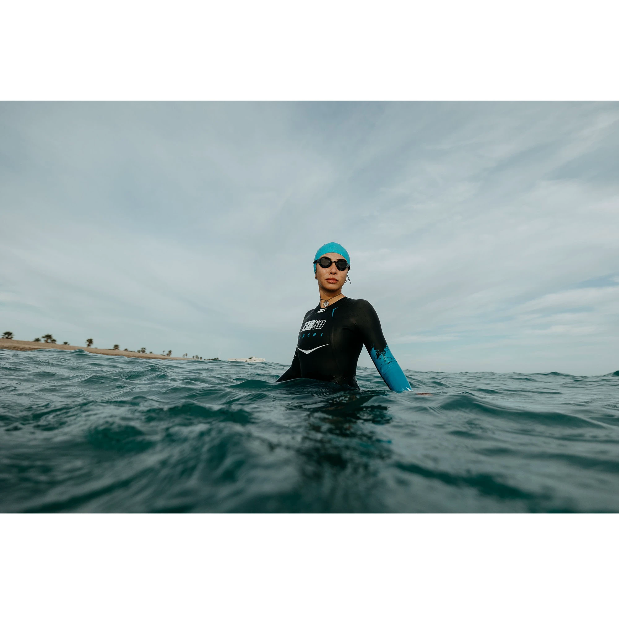 10. Z3R0D - costum neopren femei Archi wetsuit - negru albastru