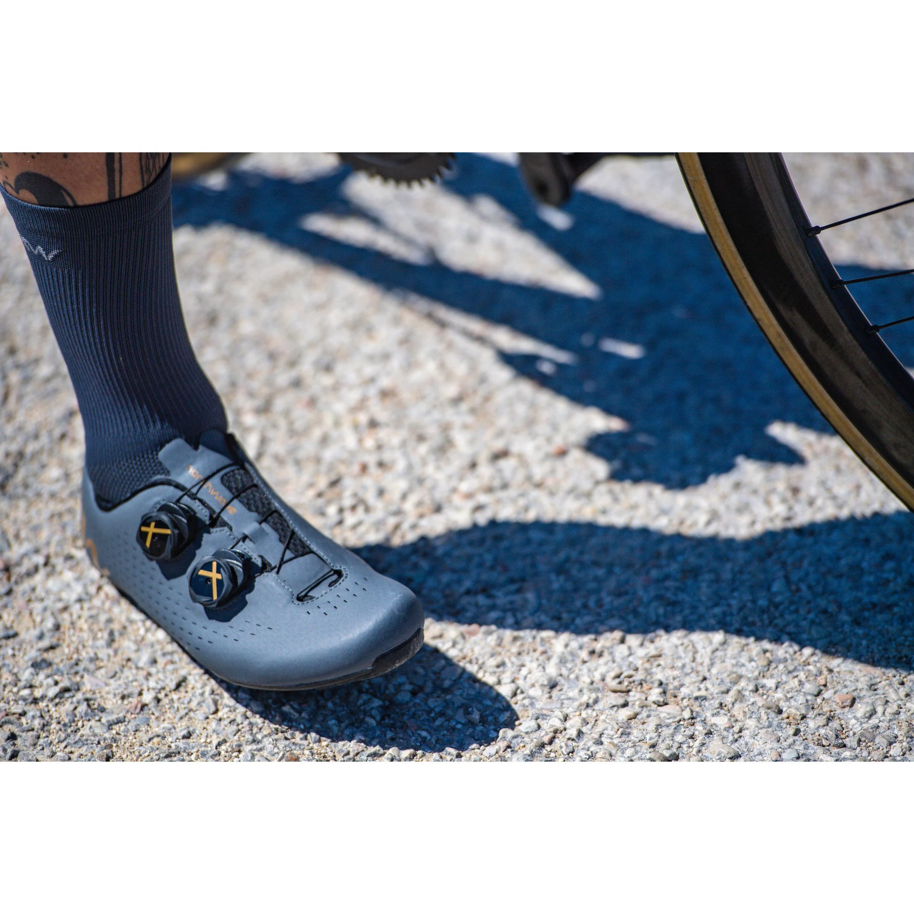 2. Northwave - sosete ciclism extreme pro socks - albastru inchis gri deschis