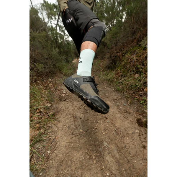 4. Northwave - pantofi ciclism MTB AM - Escape EVO 2 - Green Forest | Black