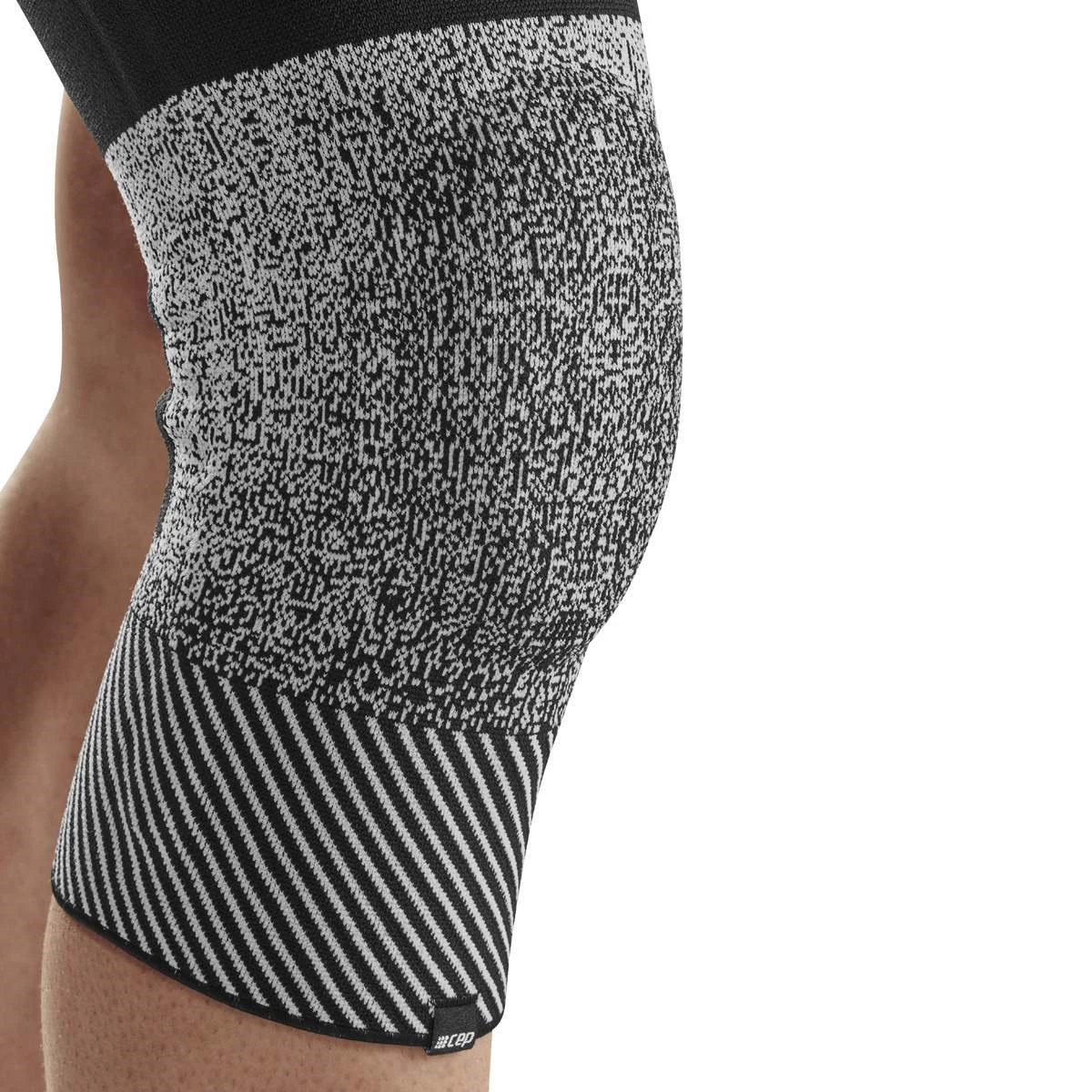 7. CEP - Genunchiera orto pentru compresie si protectie genunchi Max Support Compression Knee Sleeve - negru gri