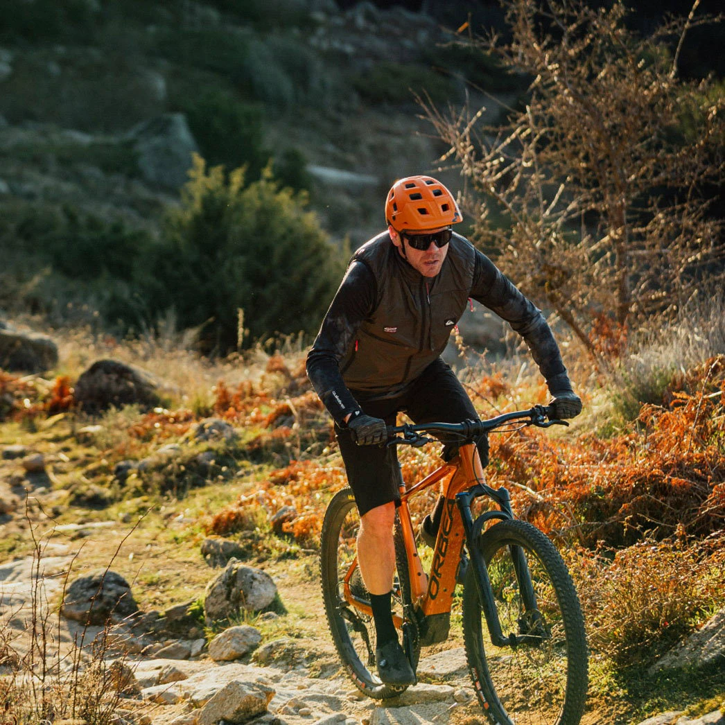 5. Orbea Urrun 30 - bicicleta electrica MTB - albastru galben