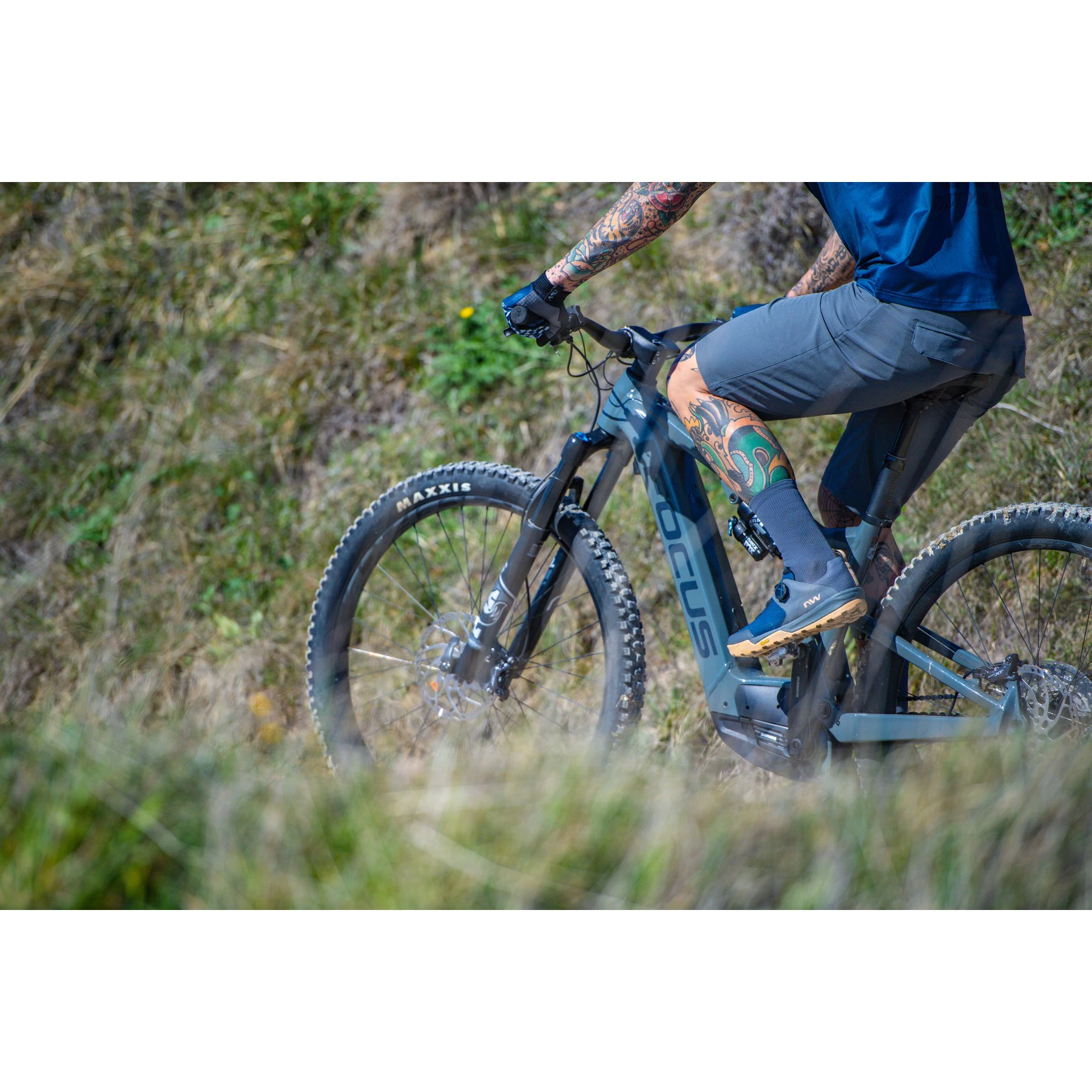 3. Northwave - Pantaloni ciclism pentru barbati escape Baggy pants - gri