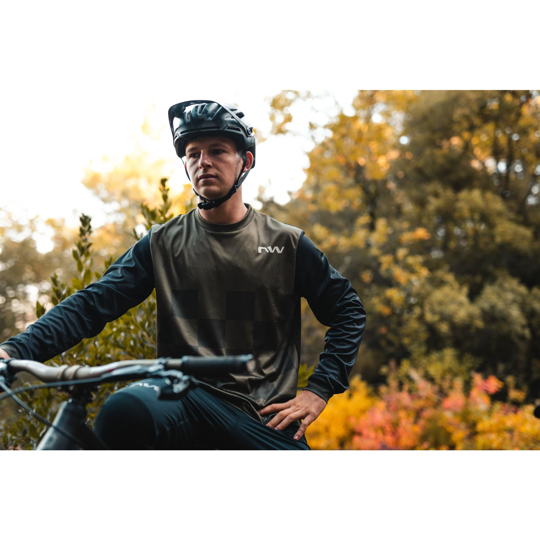10. Northwave - bluza ciclism pentru barbati maneca lunga sharp jersey verde army negru