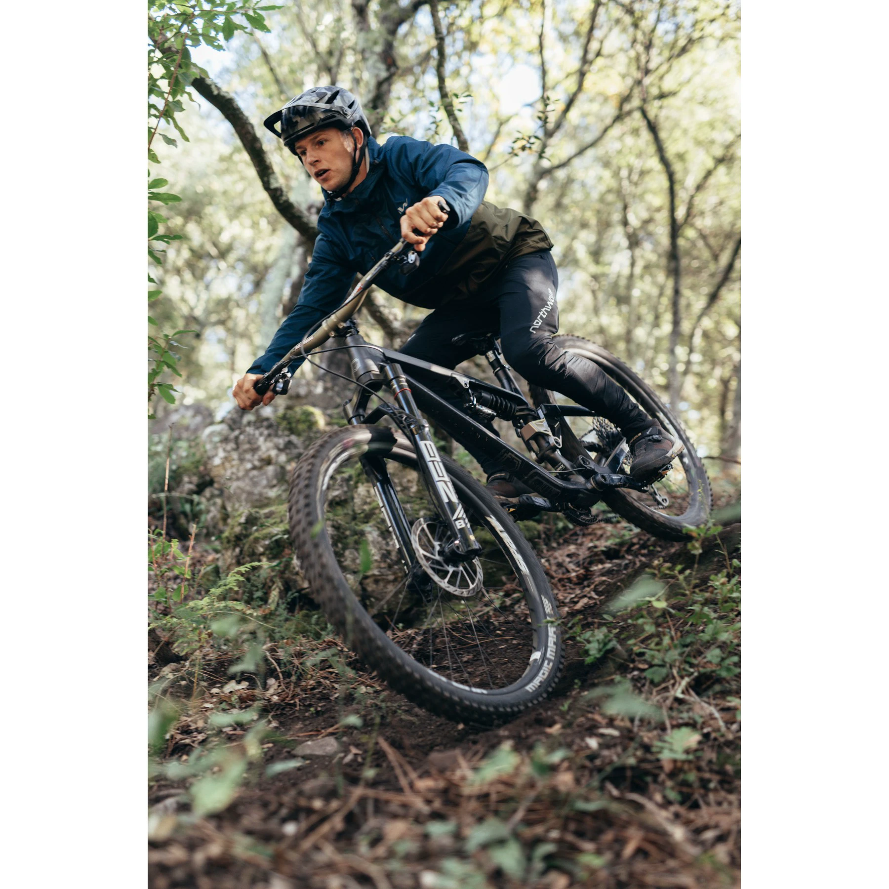 11. Northwave - jacheta ciclism iarna pentru barbati All mountain Easy Out Softshell - albastru verde army