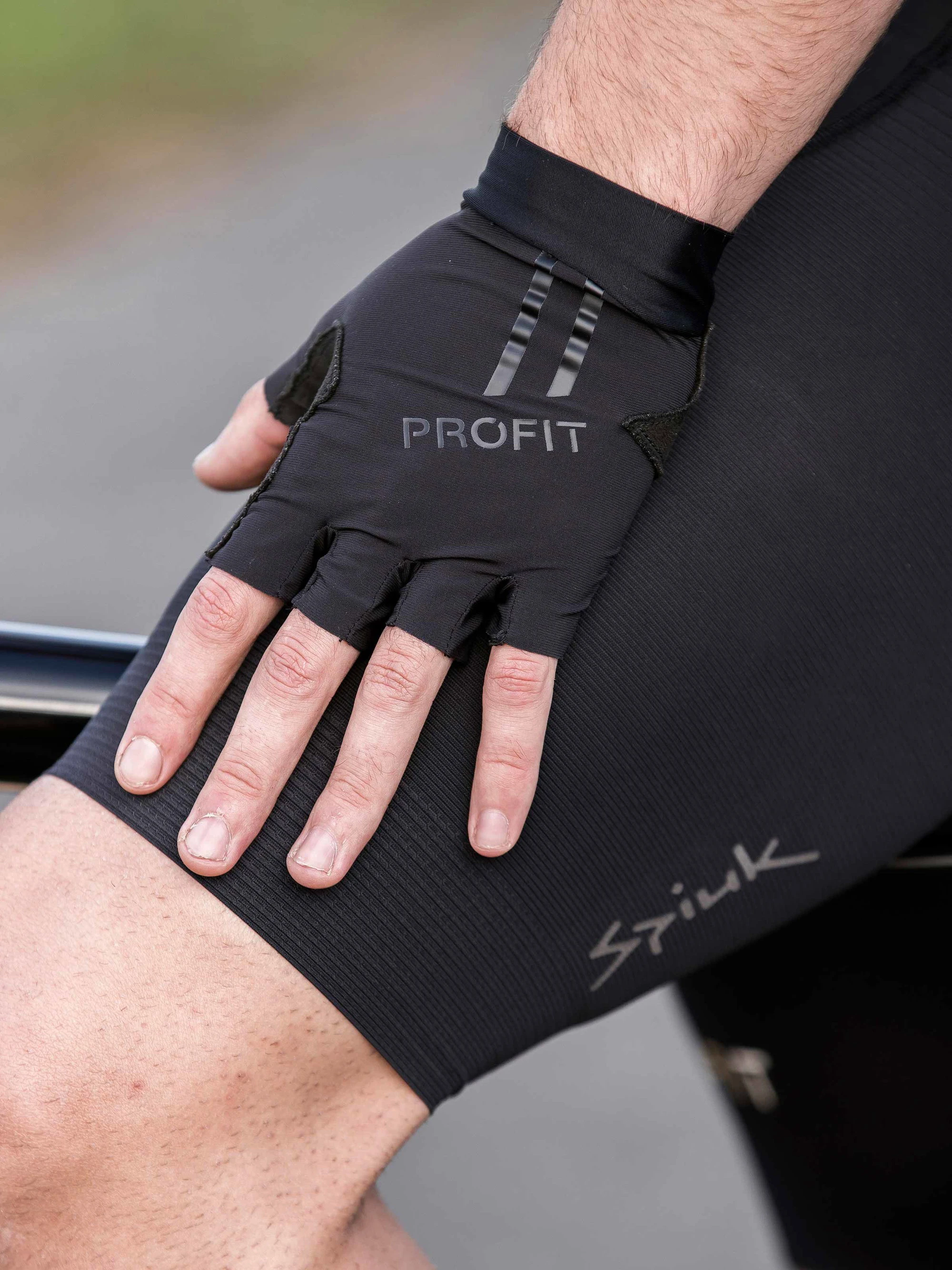 3. Spiuk - Manusi ciclism degete scurte PROFIT Summer Gloves - negru
