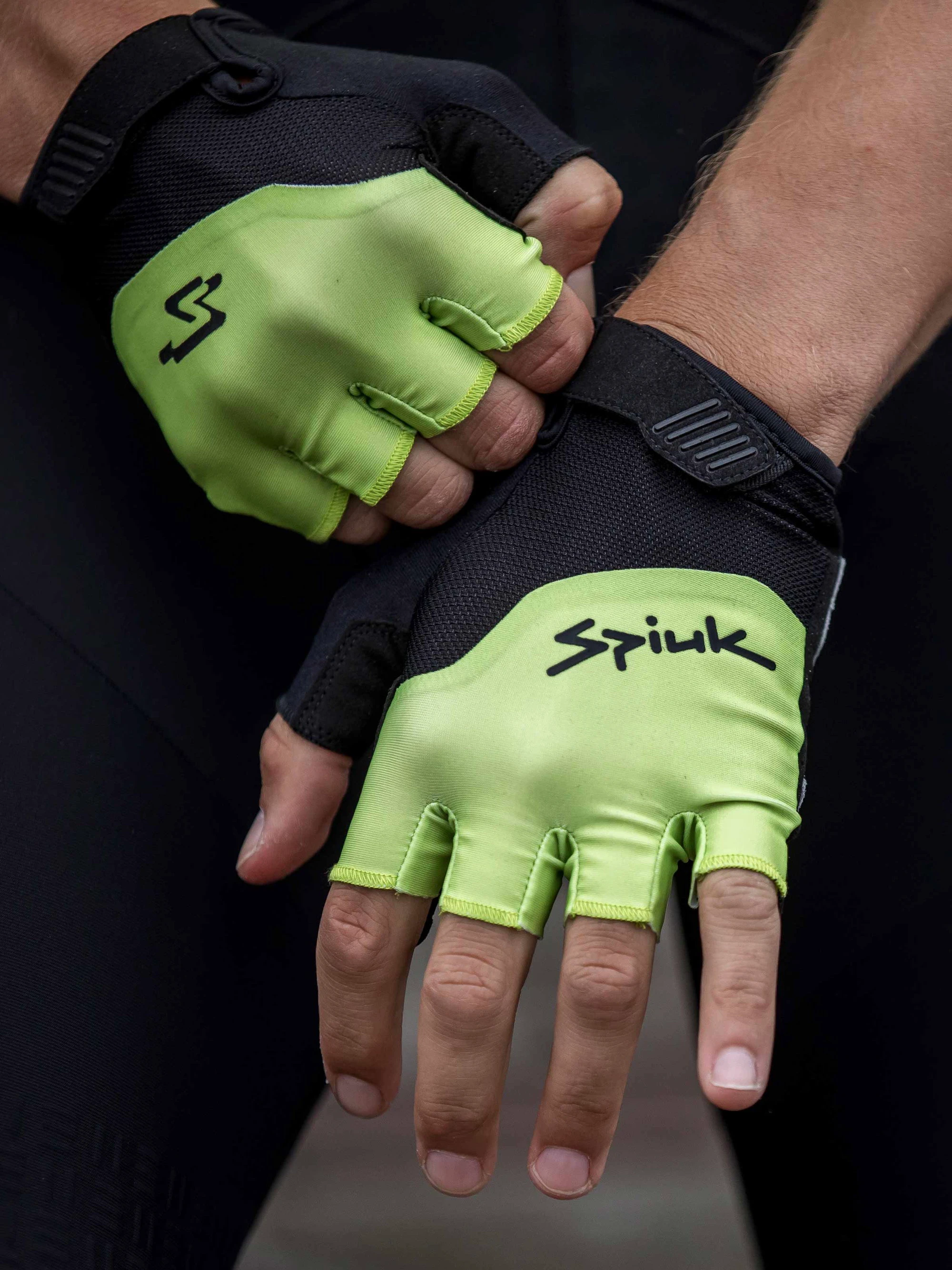 2. Spiuk - Manusi ciclism degete scurte TOP TEN - negru verde lime