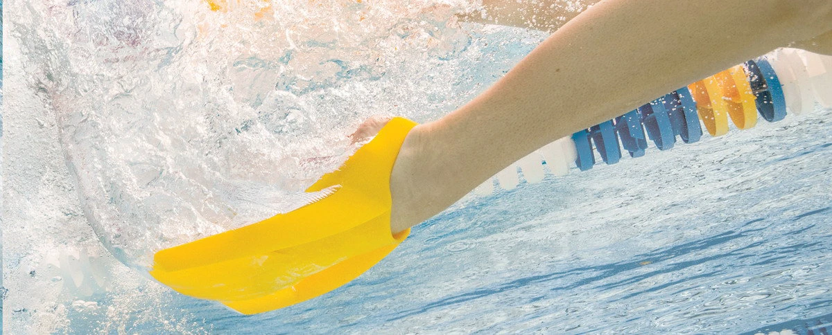 6. Finis Edge labe