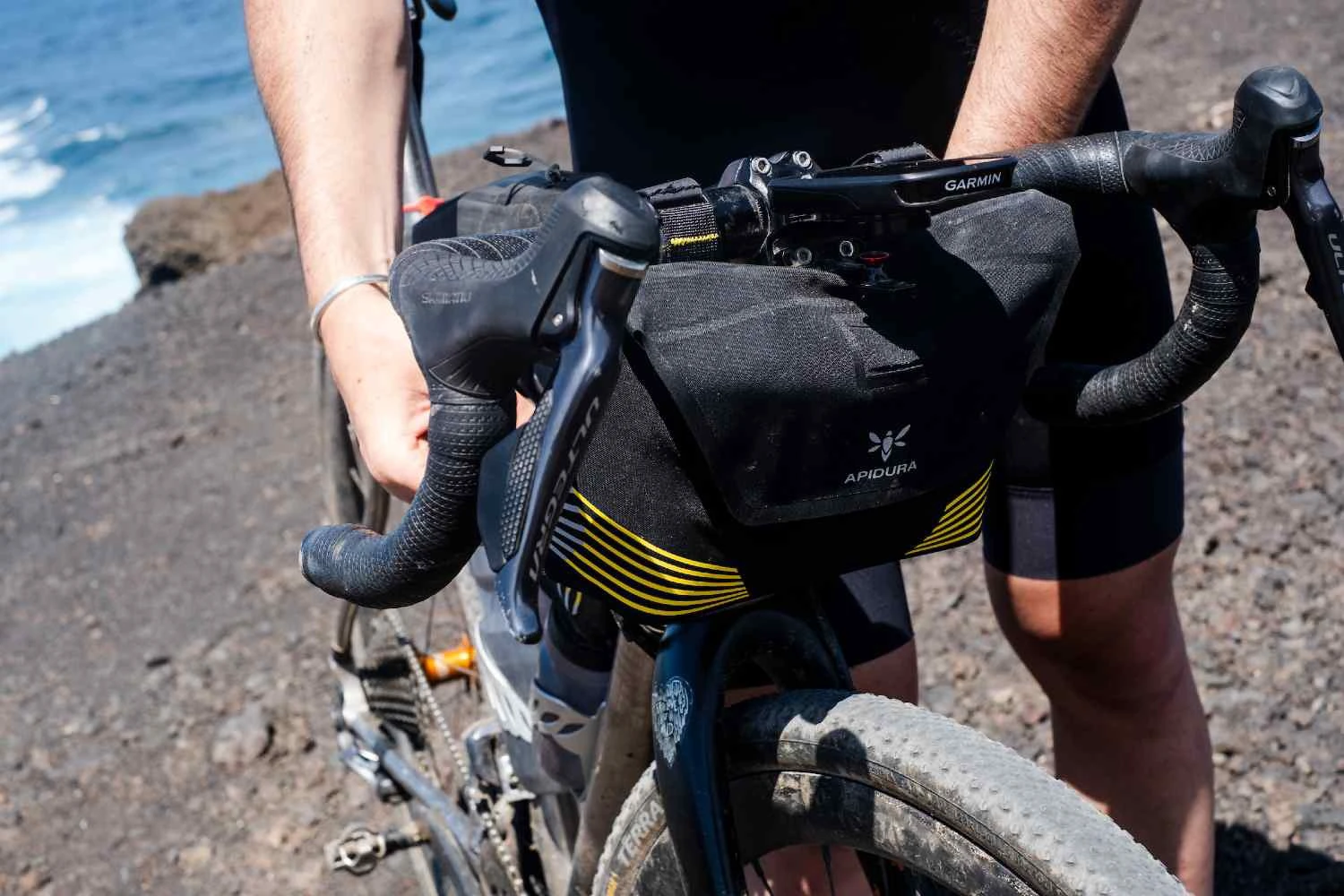 10. Apidura - Racing - Racing Handlebar Pack - 2L