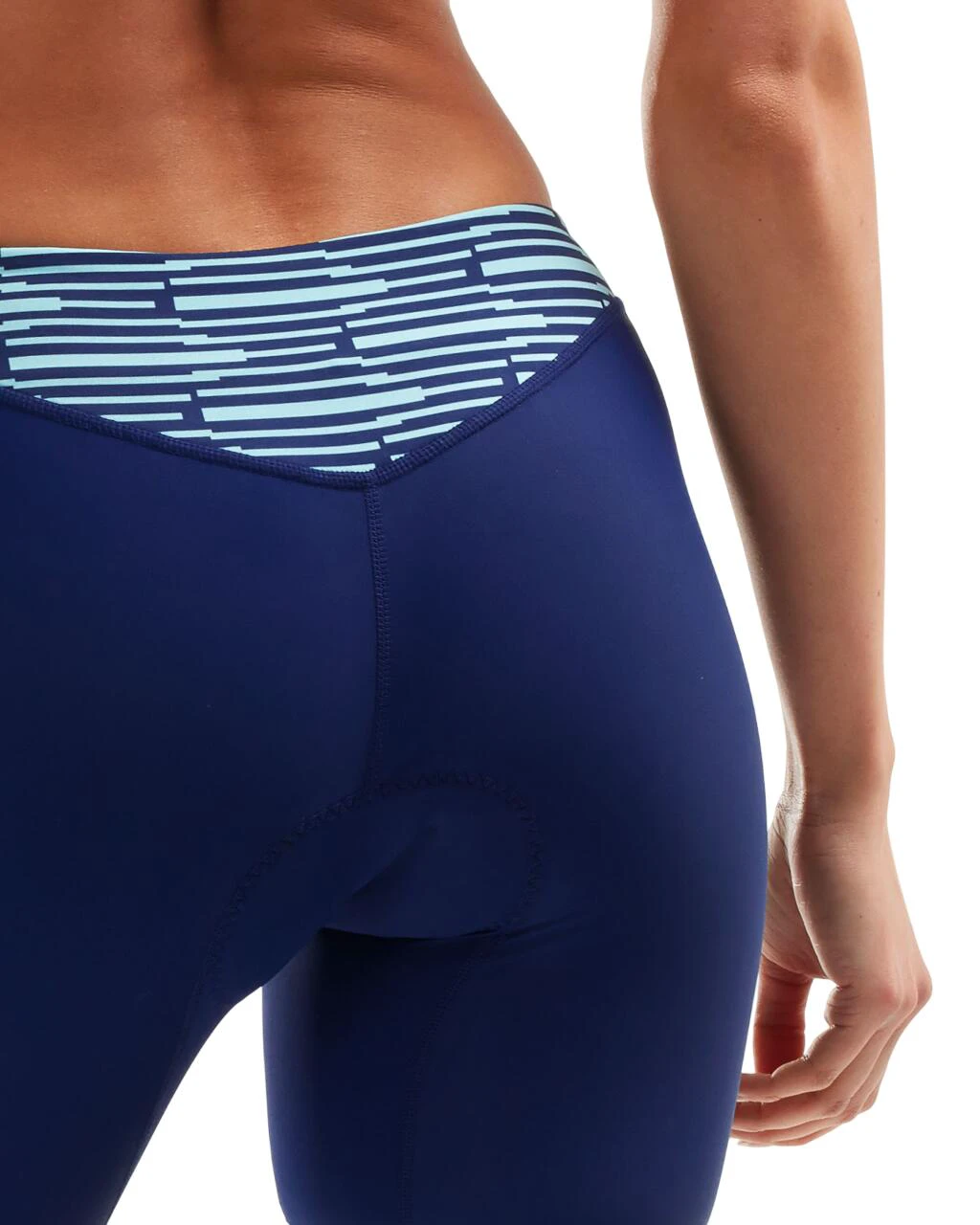 3. 2XU - Pantaloni sport pentru femei - Tri Short Active W - negru turcoaz