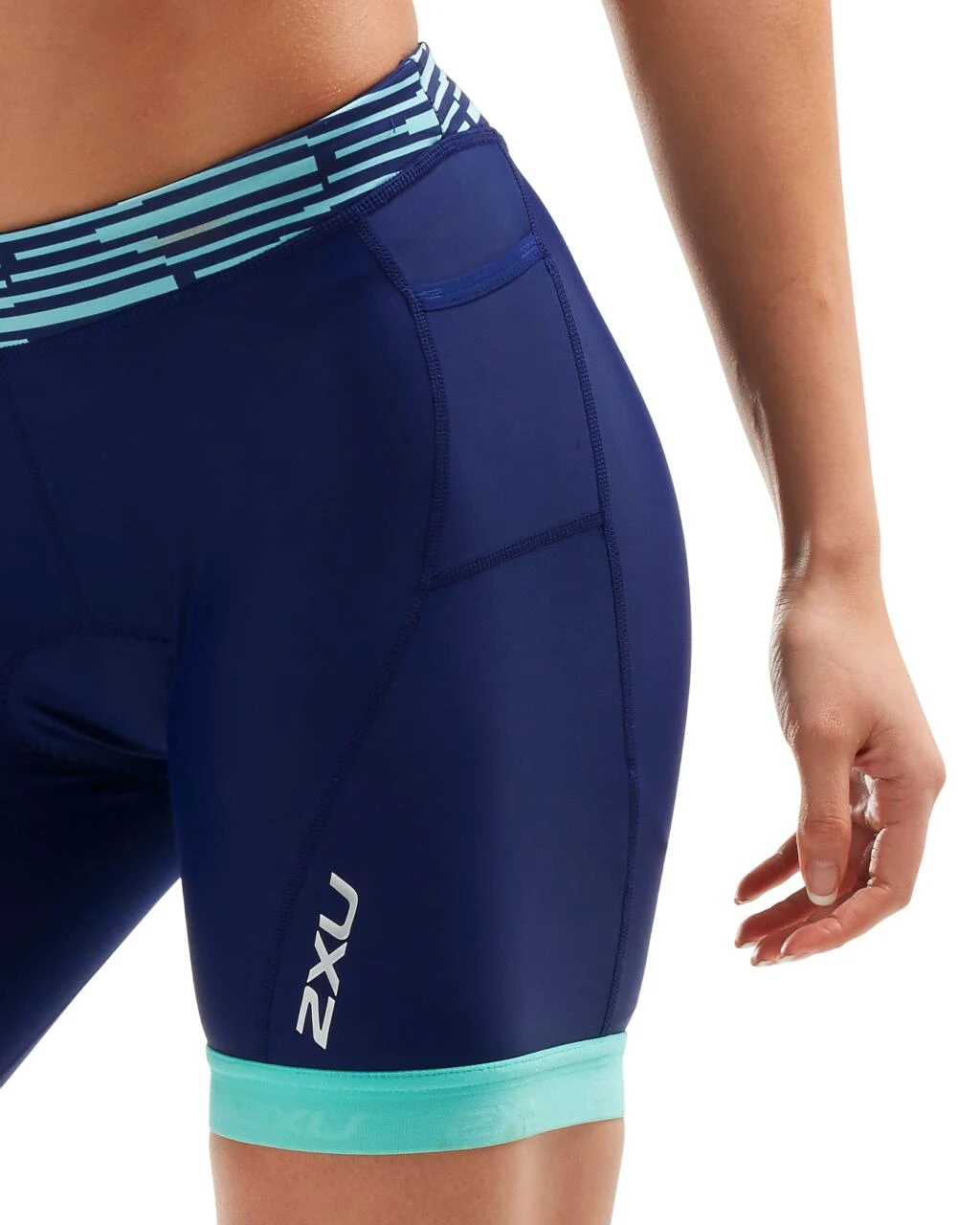 4. 2XU - Pantaloni sport pentru femei - Tri Short Active W - negru turcoaz