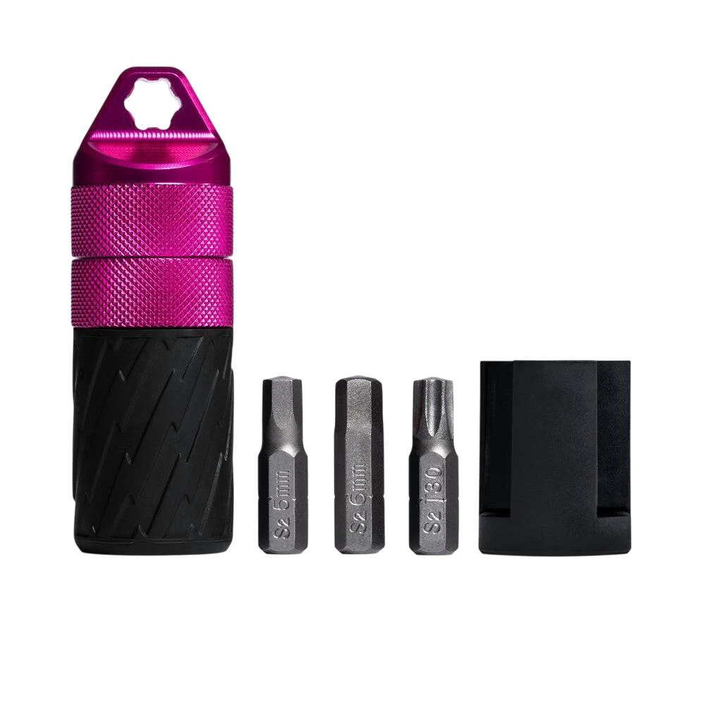 1. Prindere foaie Muc-Off eBike Dirvetrain Tool