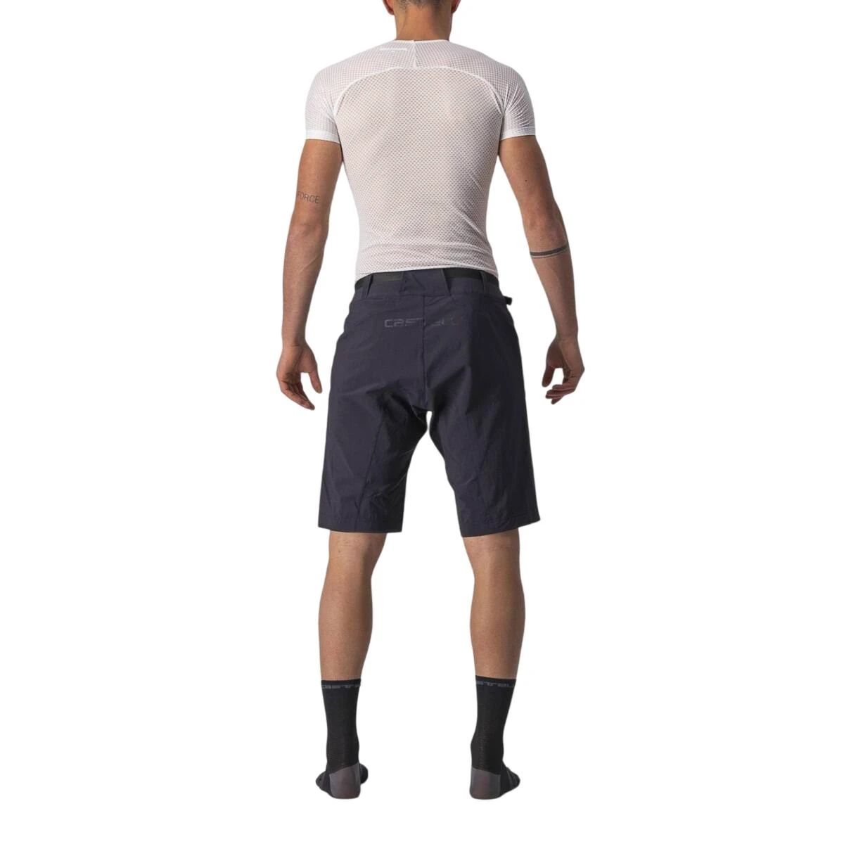 2. Castelli - pantaloni ciclism scurti si largi pentru barbati Unlimited Trail Baggy Short - negru