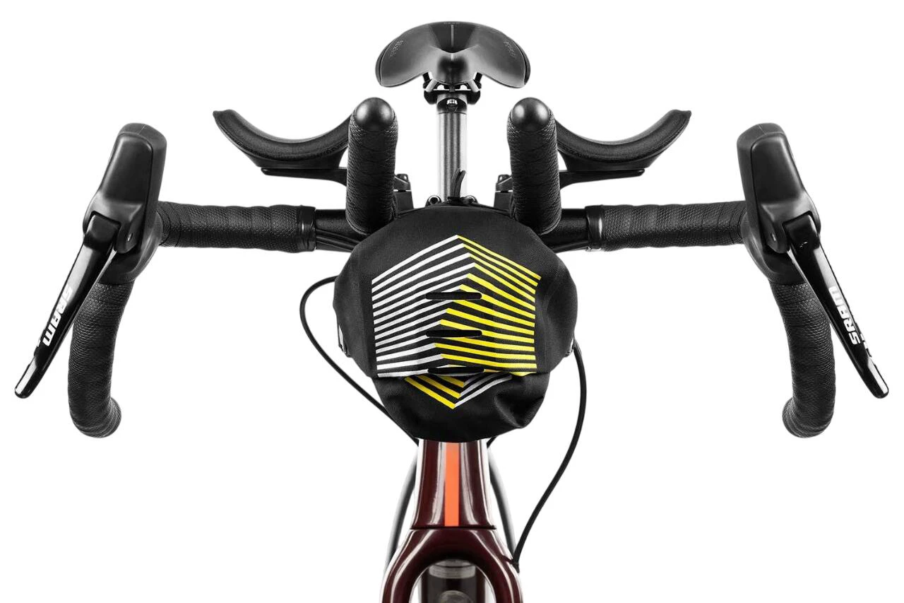 3. Apidura - geanta mica bicicleta cu prindere pe ghidon, (tip Aerobars sau pentru competii) Racing Aerobar Pack 2.5 litri