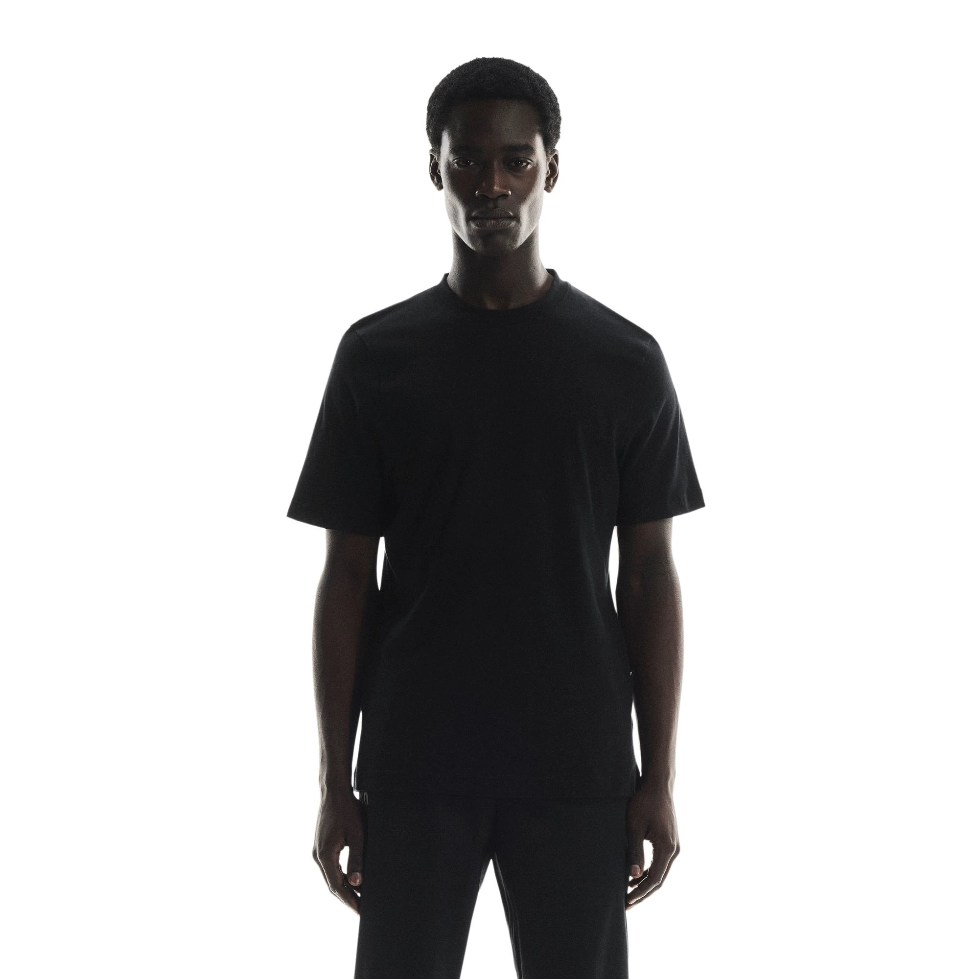 1. On - tricou - On-T - Black