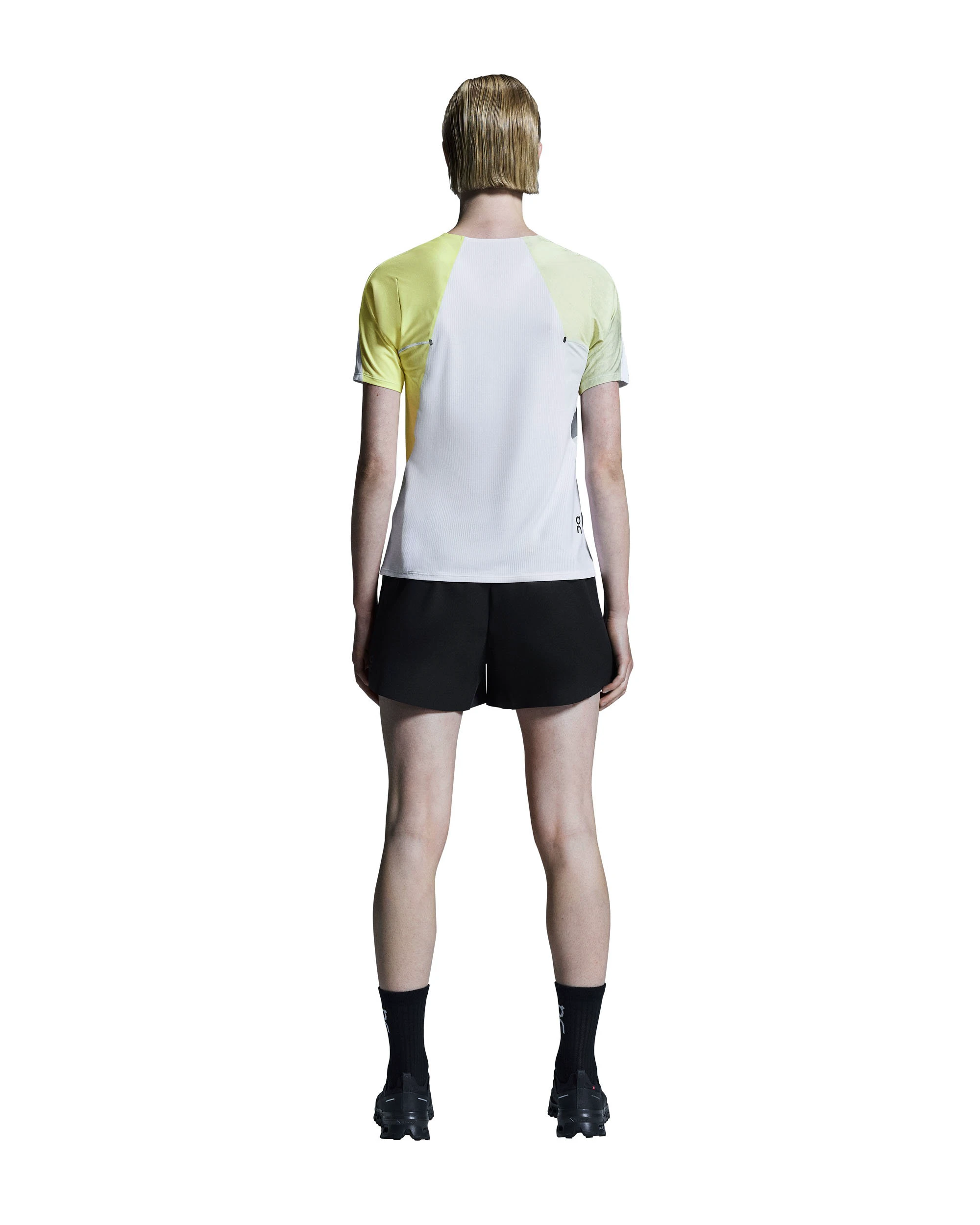 2. On - pantaloni scurti - Ultra Shorts W - Black | Black
